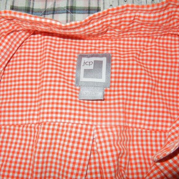Checkered Button Down Shirt (ms60) - Picture 3 of 6